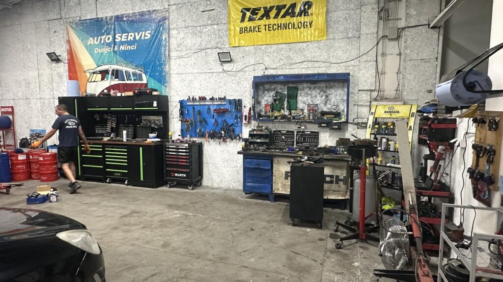 Auto servis Beograd – Dunjci & Ninci