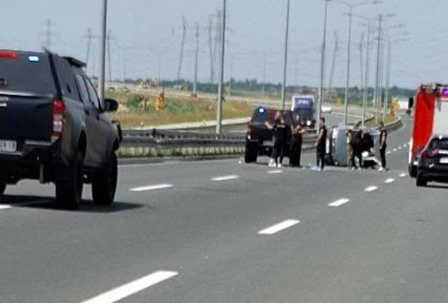 Saobraćajna nesreća autoput Novi Beograd-Surčin