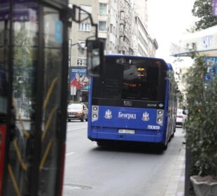 Autobusi